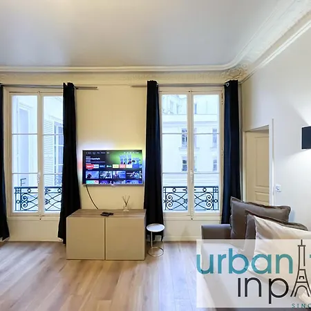 Urban Flat 63 - 3 Bedrooms Flat Champs-elysees Mermoz Daire Paris