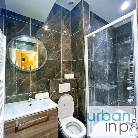 Daire Urban Flat 63 - 3 Bedrooms Flat Champs-elysees Mermoz Paris