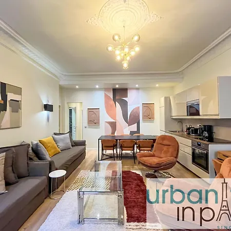 Apartment Urban Flat 63 - 3 Bedrooms Flat Champs-elysees Mermoz