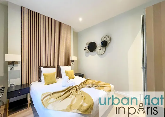 Apartment Urban Flat 63 - 3 Bedrooms Flat Champs-elysees Mermoz *