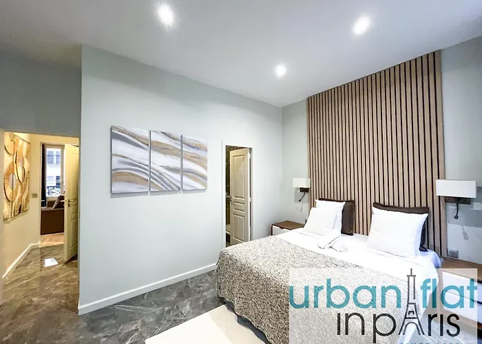 Urban Flat 63 - 3 Bedrooms Flat Champs-elysees Mermoz