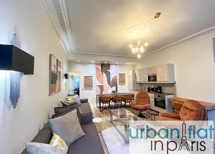 Urban Flat 63 - 3 Bedrooms Flat Champs-elysees Mermoz Apartment Paris
