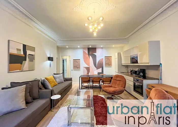 Apartment Urban Flat 63 - 3 Bedrooms Flat Champs-elysees Mermoz