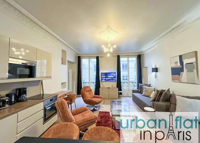 Urban Flat 63 - 3 Bedrooms Flat Champs-elysees Mermoz * Paris