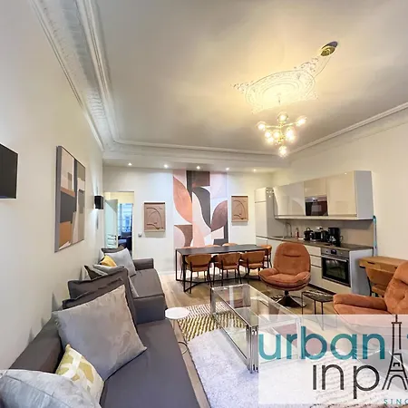 Urban Flat 63 - 3 Bedrooms Flat Champs-elysees Mermoz Апартаменты Париж